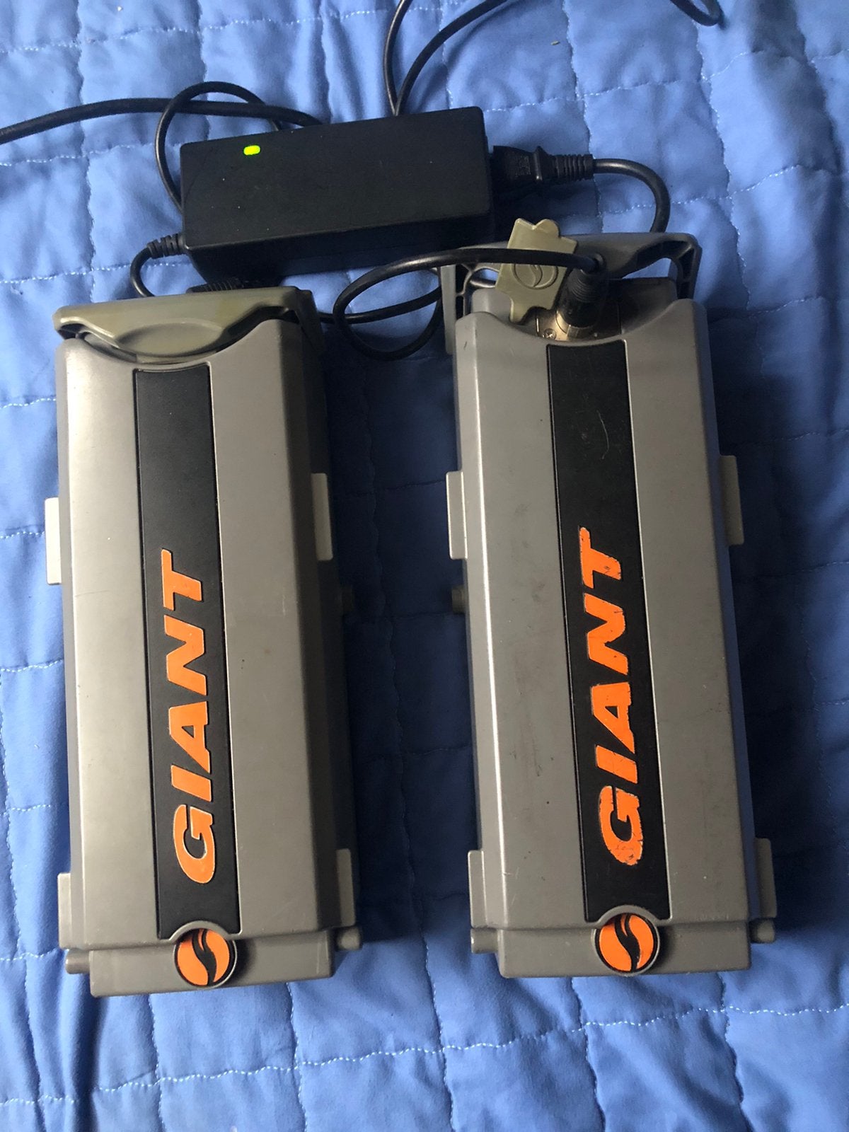 GIANT ACCU. 4 pins, Ophalen of Verzenden, Gebruikt
