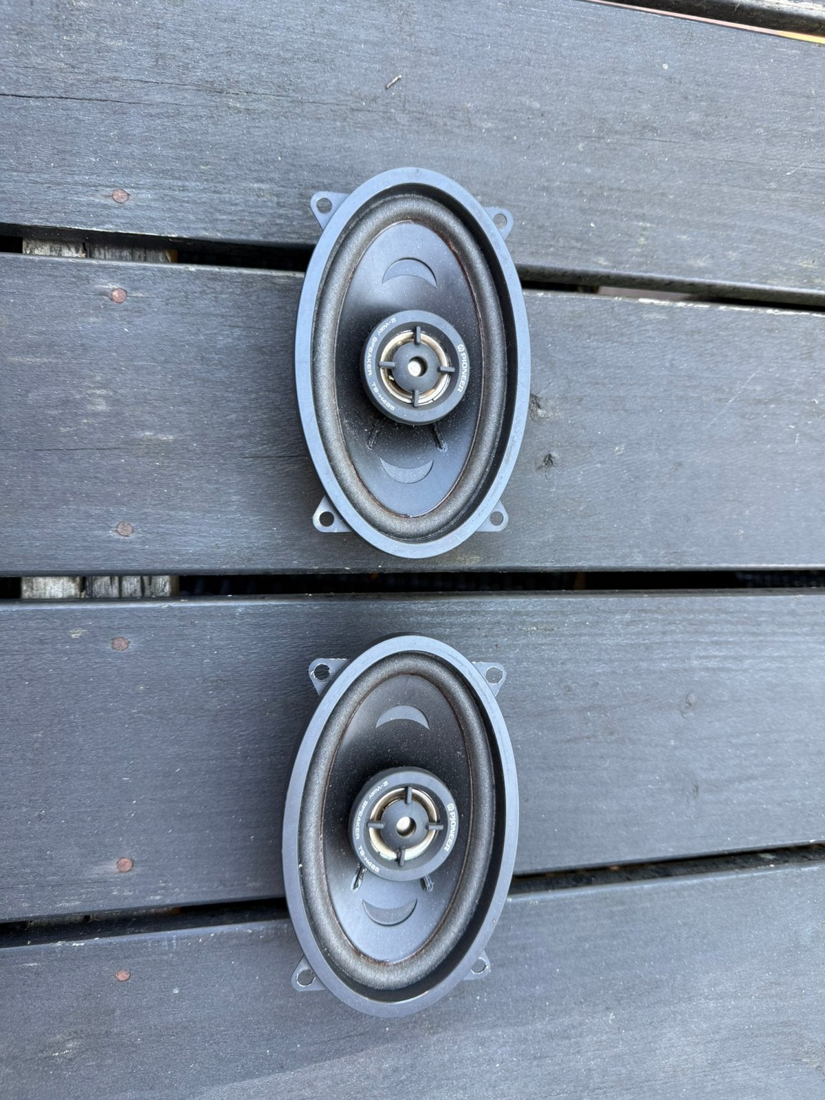 Hoedenplank speakers vw golf2, Ophalen of Verzenden, Zo goed als nieuw