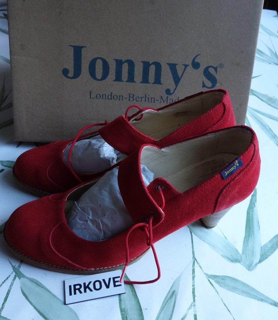RODE JONNY'S PUMPS * TOPPER! * Maat 40 *, Pumps, Verzenden, Zo goed als nieuw, Rood