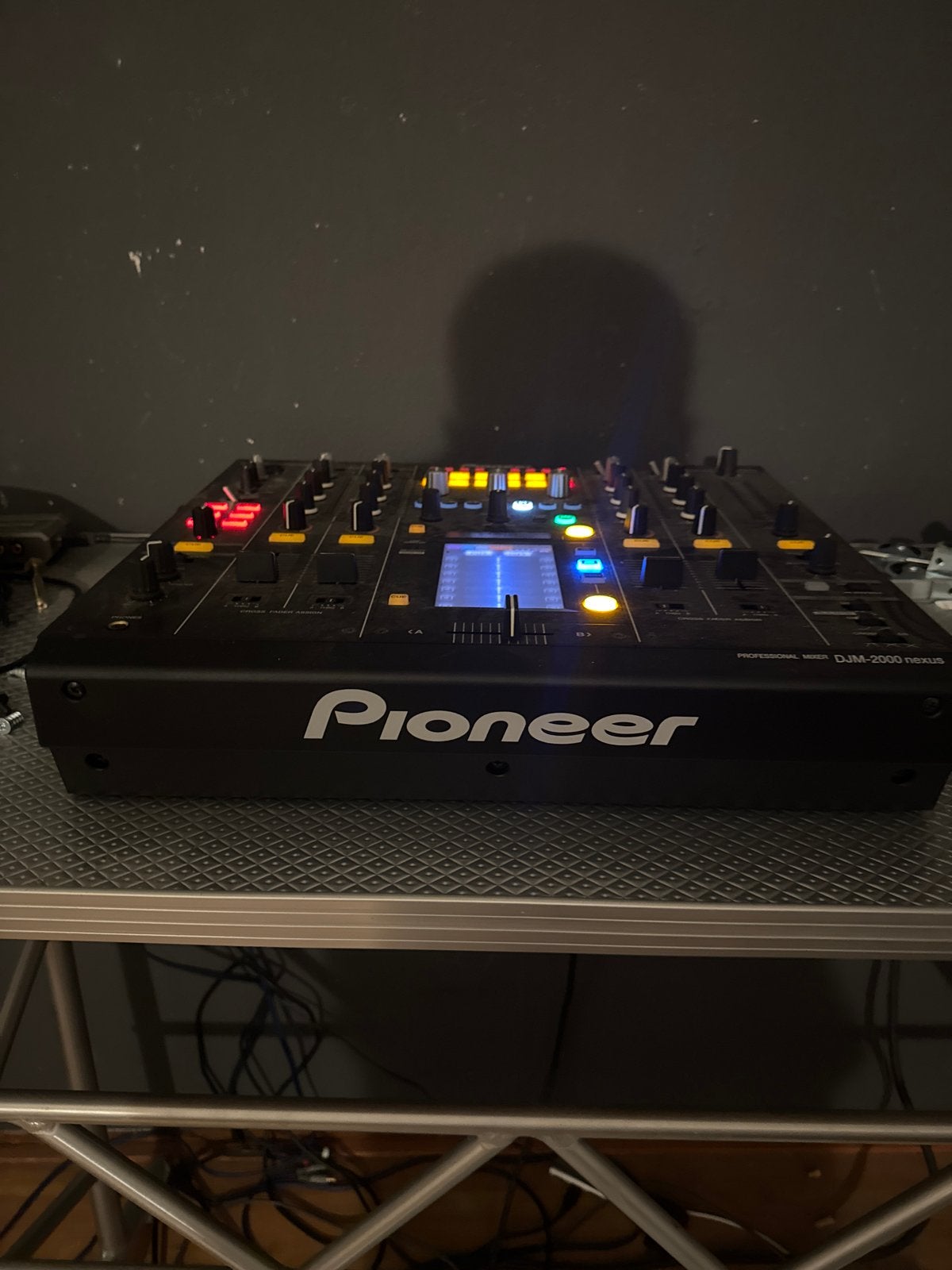 Foto 3 van Pioneer DJM-2000 Nexus DJ-mixer - Zo goed als nieuw