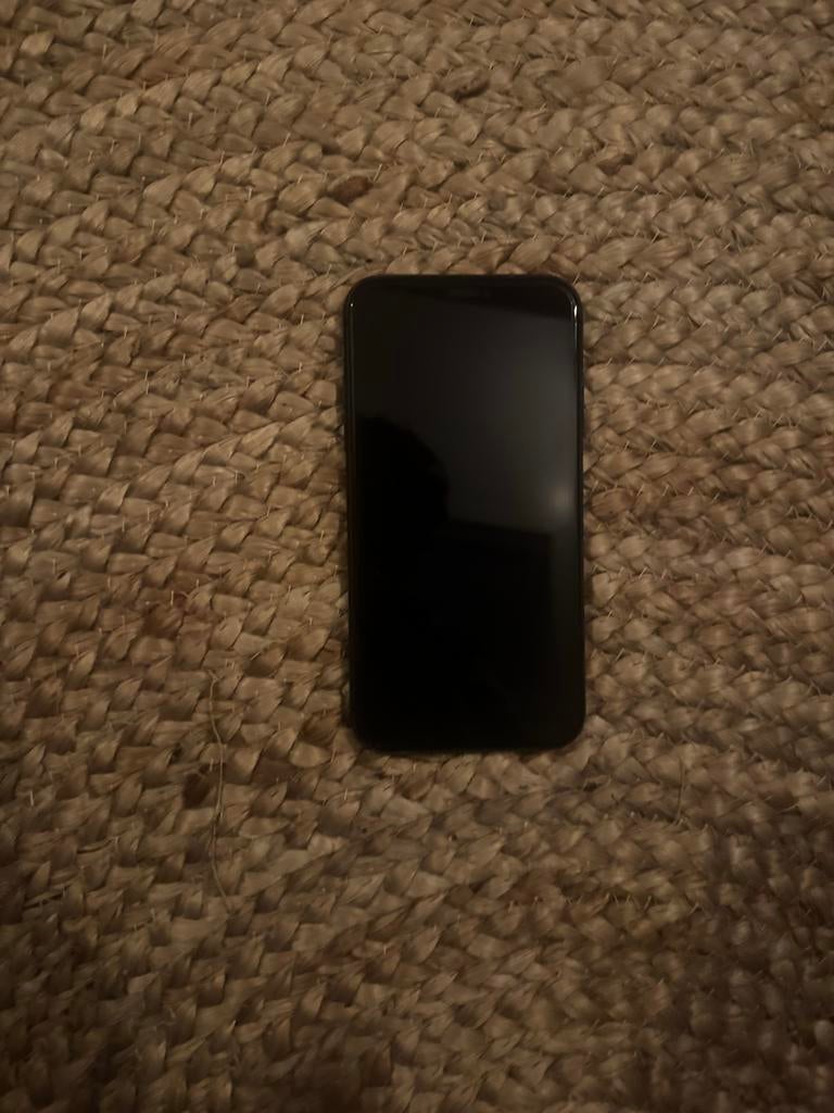 iPhone 11 128GB, Telecommunicatie, Mobiele telefoons | Apple iPhone, 128 GB, Zwart, 77 %, Zo goed als nieuw