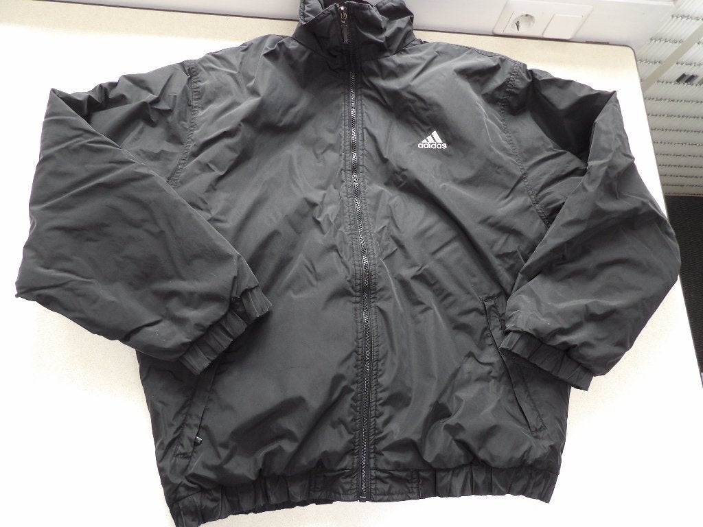 in nette staat Adidas jas mt M, Kleding | Heren, Jassen | Winter, Maat 48/50 (M), Zwart, Nieuw, Ophalen of Verzenden