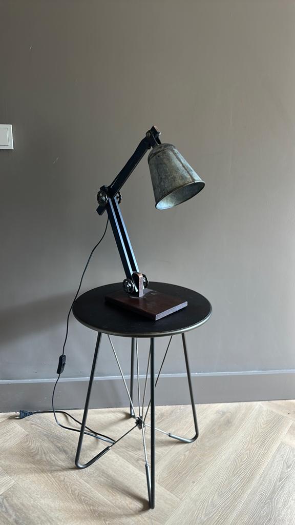 Industriële bureaulamp / tafellamp, verstelbaar countryfield, Ophalen of Verzenden, Gebruikt, Hout