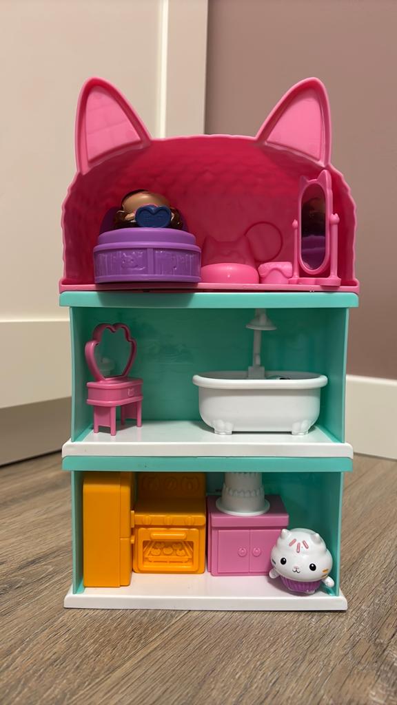 Gabby poppenhuisje, Ophalen, Zo goed als nieuw, Poppenhuis