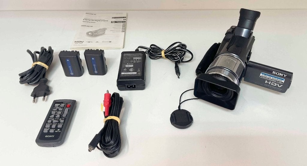 Foto 16 van Sony HDR-HC1E Digitale HDV/MiniDV Handycam-lees advertentie
