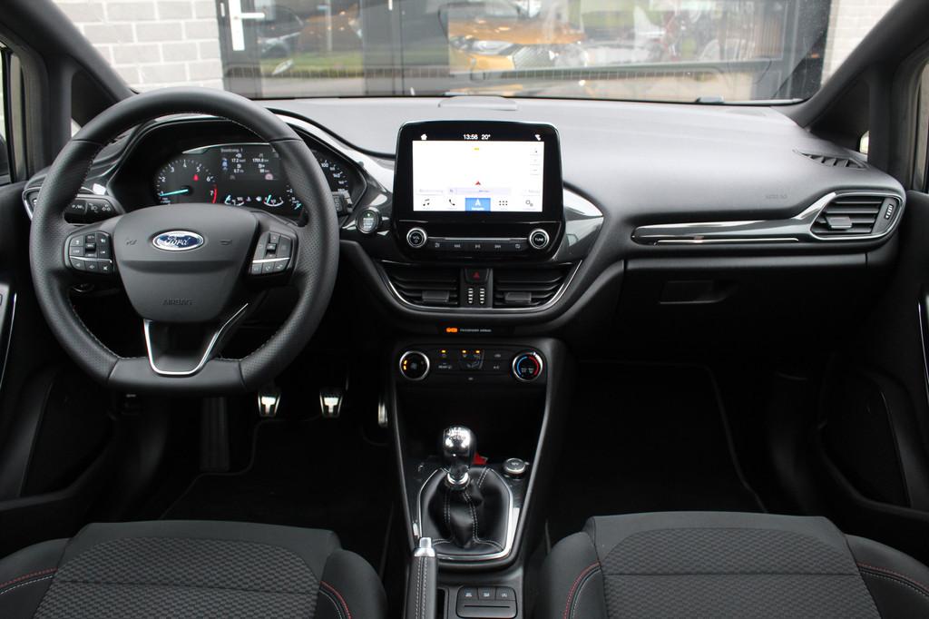 Ford Fiesta 1.0 EcoBoost ST-Line / Carplay / PDC / N.A.P., Voorwielaandrijving, Gebruikt, Lichtsensor, Met garantie (alle)