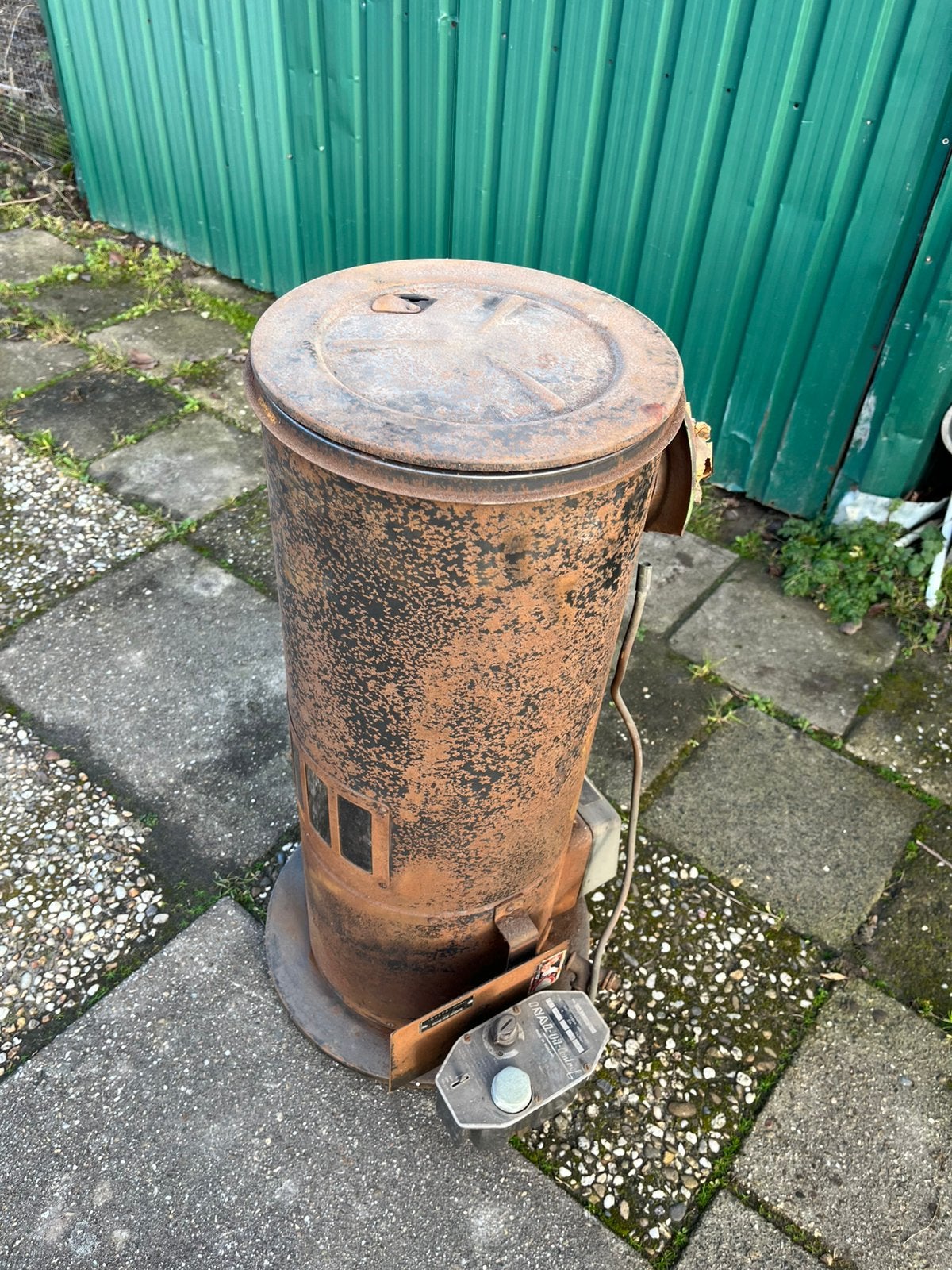 2 opknapper kachels (petroleum en olie kachel), Tuin en Terras, Ophalen of Verzenden, Zo goed als nieuw
