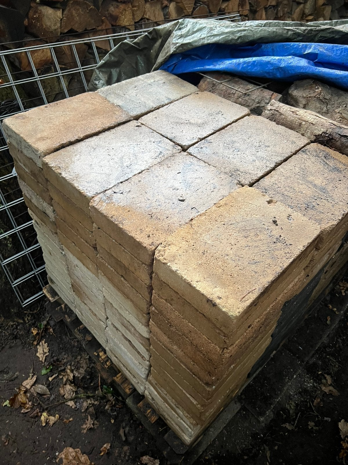Ca. 3 m2 trommelstenen geel / grijsblauw, Ophalen, Zo goed als nieuw, Beton, Klinkers