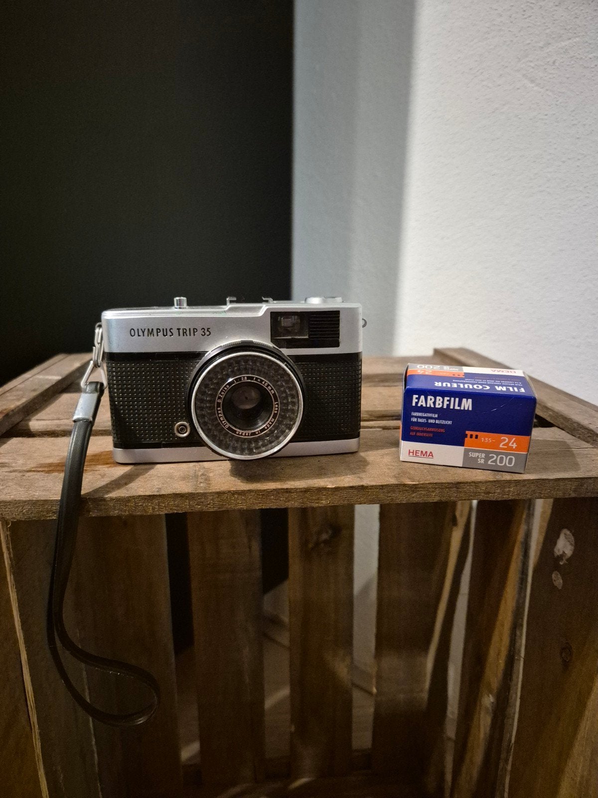 zeer nette ** OLYMPUS TRIP 35 ** fototoestel met gratis roll, Audio, Tv en Foto, Fotocamera's Analoog, Ophalen of Verzenden, Zo goed als nieuw