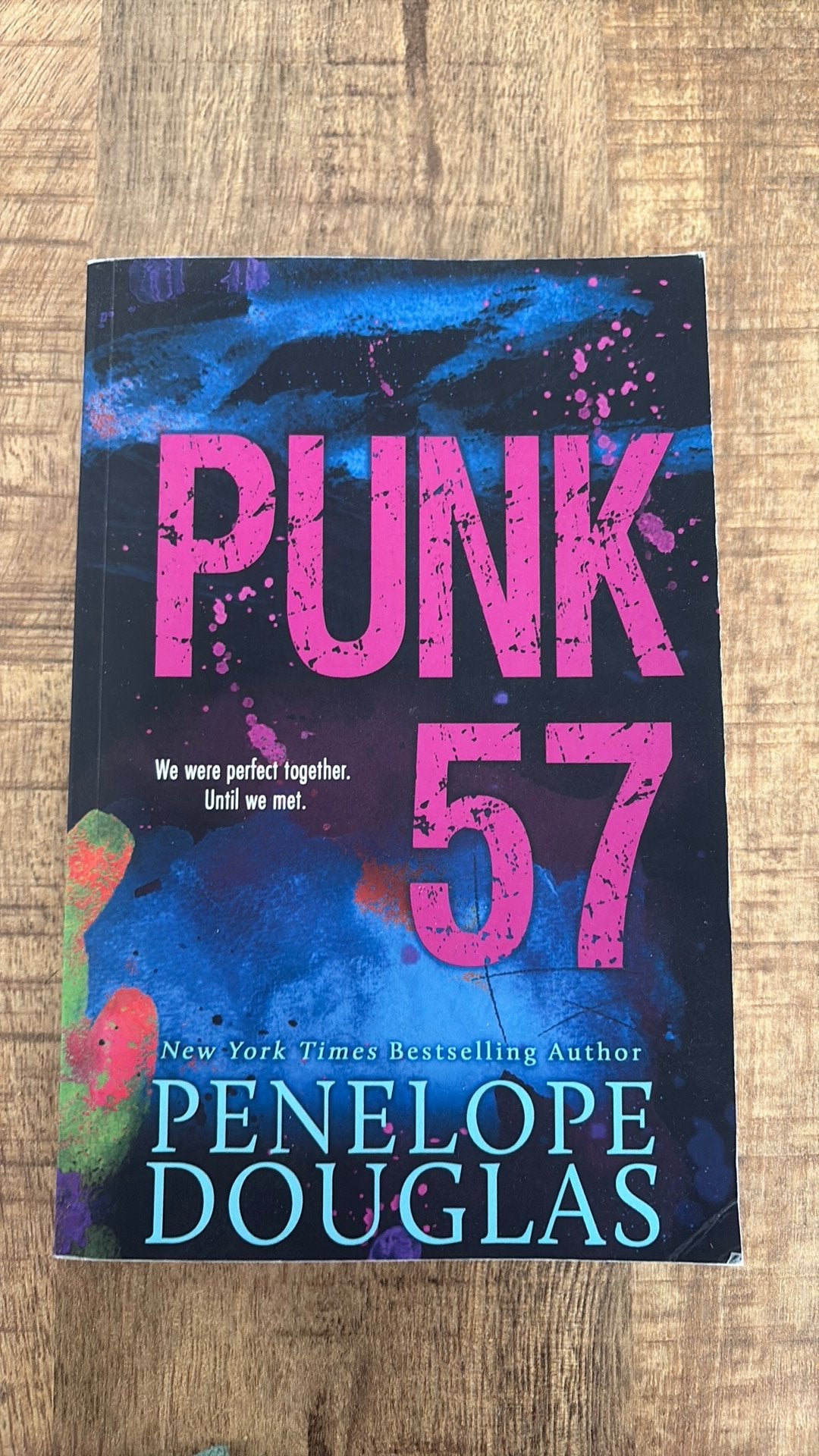 Punk 57 - Penelope Douglas, Ophalen of Verzenden, Nieuw