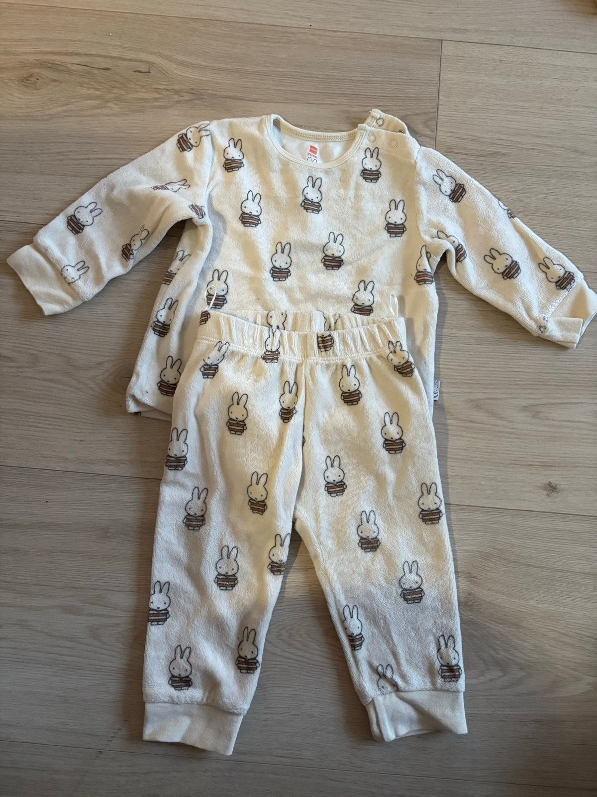 Nijntje pyjama Hema maat 74/80, Ophalen of Verzenden, Zo goed als nieuw