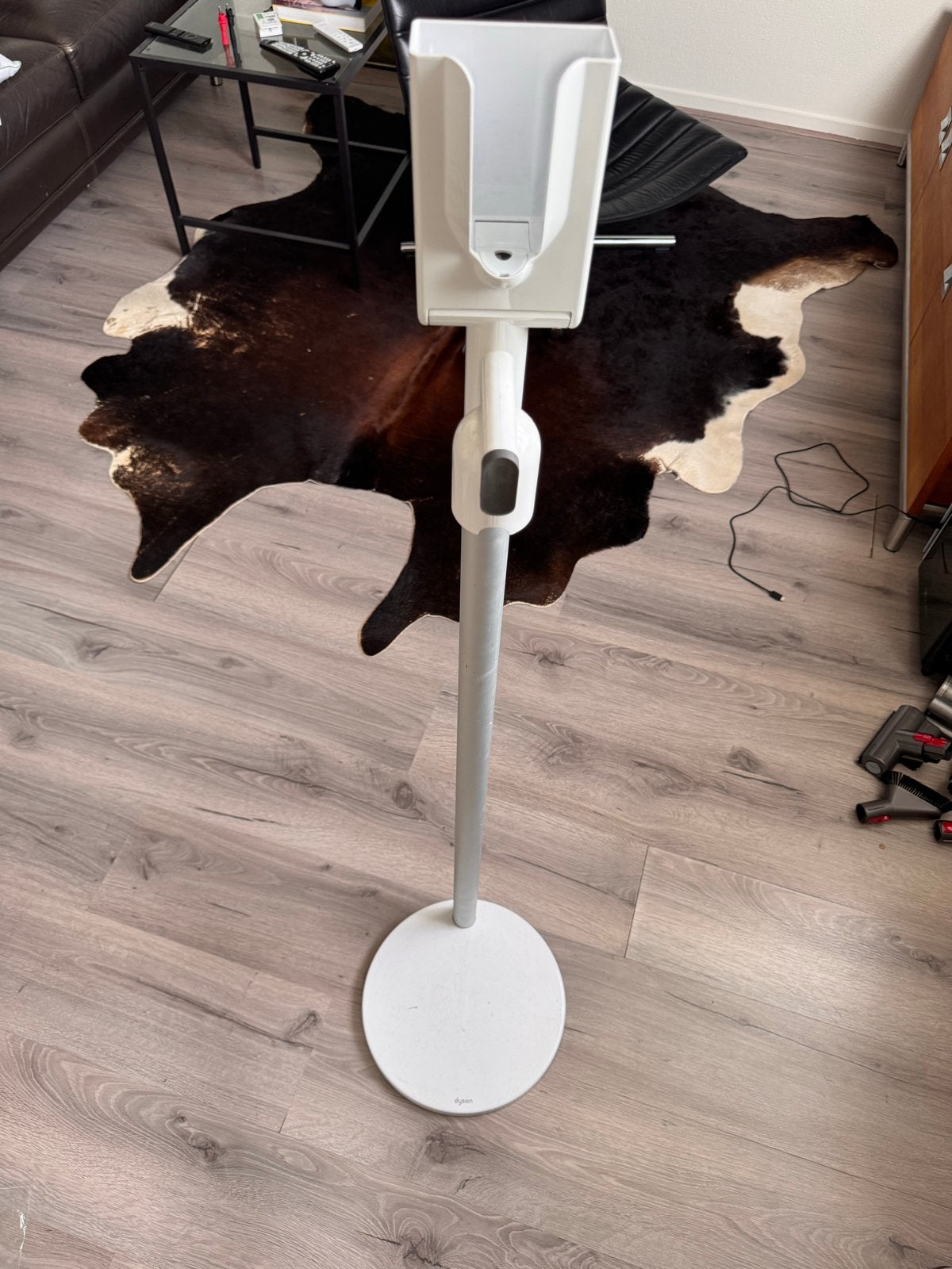 Dyson Dok voor steelstofzuiger, Gebruikt, Overige typen, Dyson, Reservoir