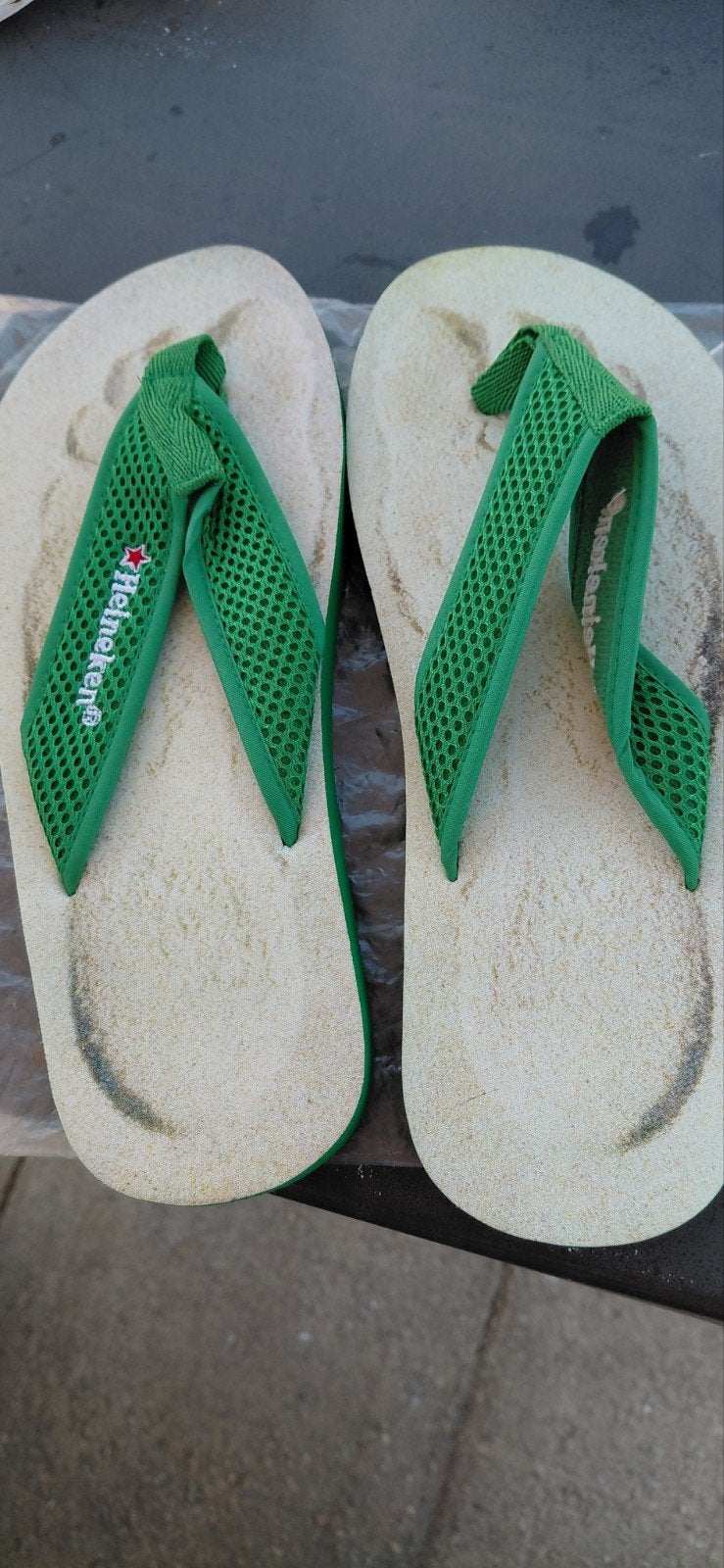 Heineken slippers nieuw in zak - Maat 39/40, Hobby en Vrije tijd, Ophalen