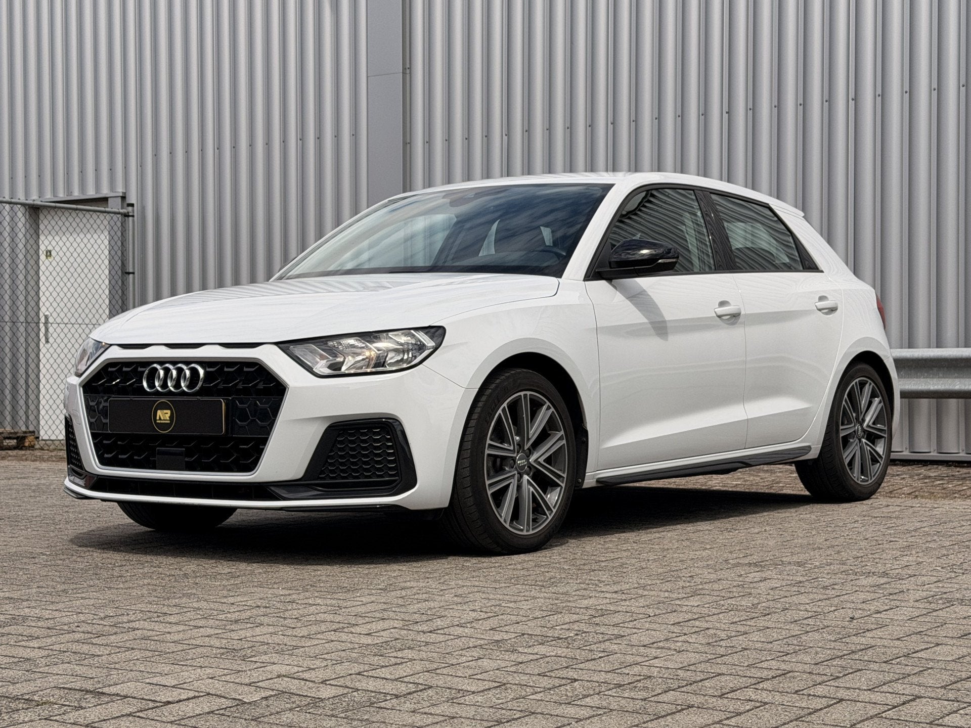 Audi A1 Sportback 25 TFSI epic Apple Carplay | 17" LMV | Vir, Start-stop-systeem, Stof, A1, Origineel Nederlands