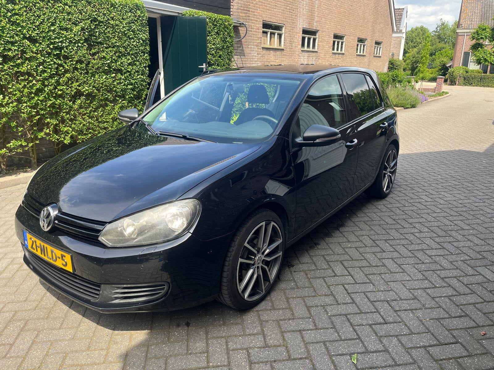 Volkswagen Golf 1.2 TSI 77KW 5D 2010 Zwart, Voorwielaandrijving, Stof, Zwart, 4 cilinders