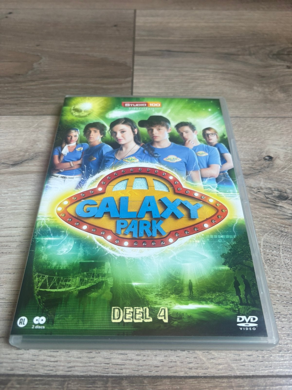 Galaxy Park seizoen 4, Cd's en Dvd's, Vanaf 12 jaar, Ophalen of Verzenden, Zo goed als nieuw, Actie en Avontuur