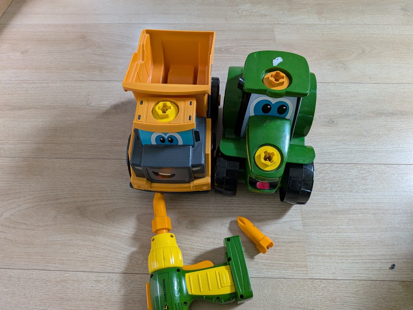 Bouw een johny en bulldozer dump truck John deere, Ophalen of Verzenden, Zo goed als nieuw