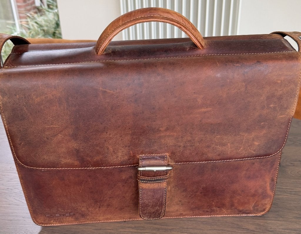 Plevier Vintage Brown laptop tas (17 inch), Overige merken, Bruin, Ophalen of Verzenden, Zo goed als nieuw