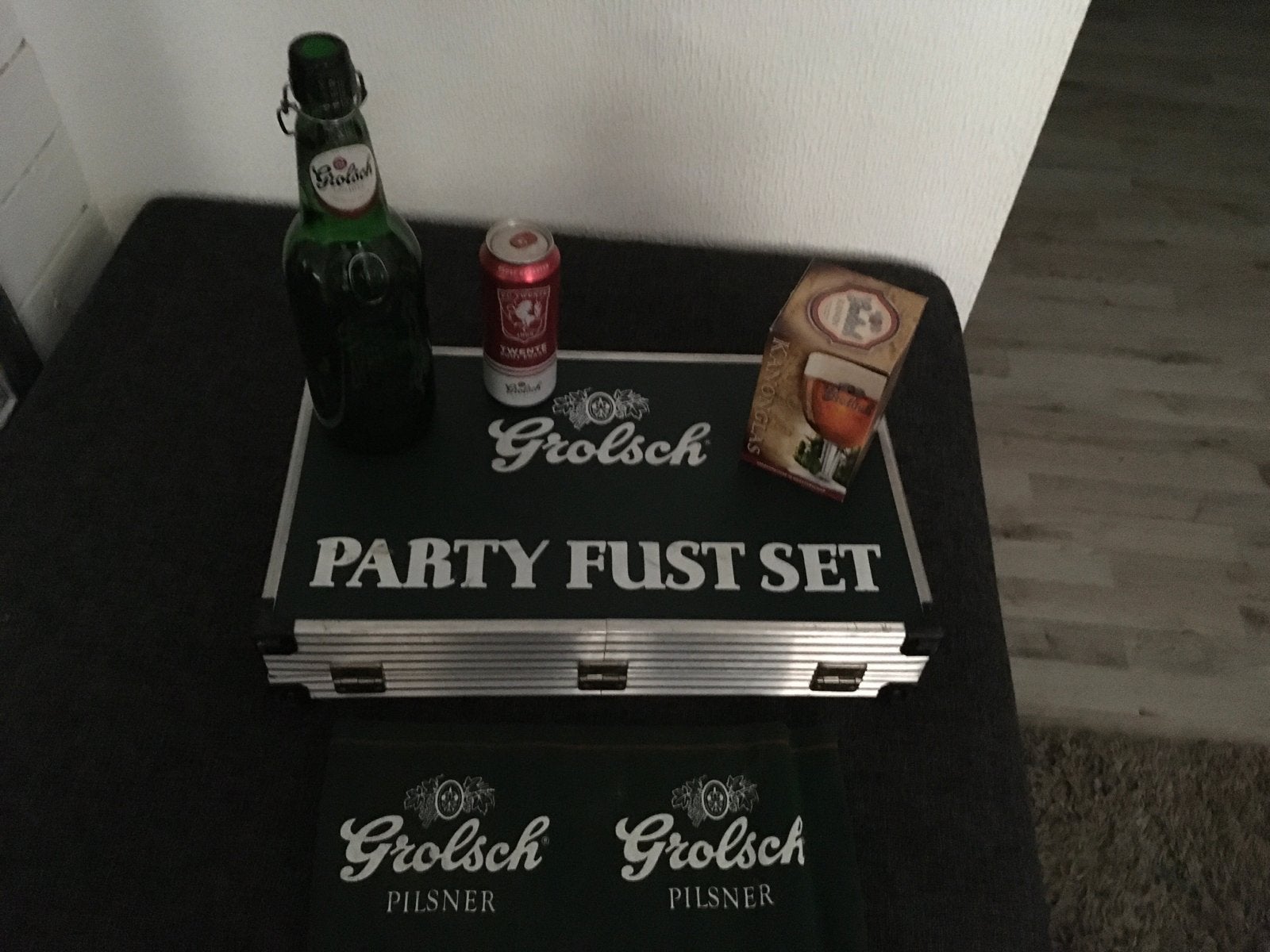 Grolsch koffer en enkele Grolsch artikelen, Ophalen of Verzenden, Gebruikt, Flesje(s), Grolsch