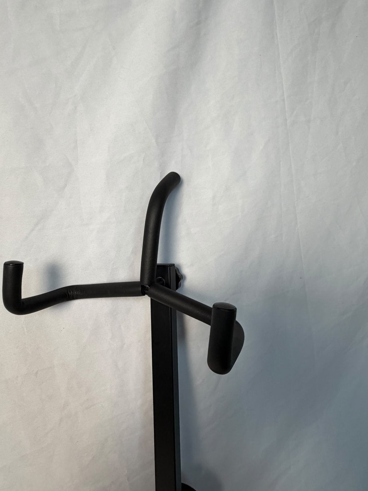Muurbeugel voor gitaar of basgitaar - Zwart, Muziek en Instrumenten, Ophalen of Verzenden, Zo goed als nieuw, Instrumentstandaard