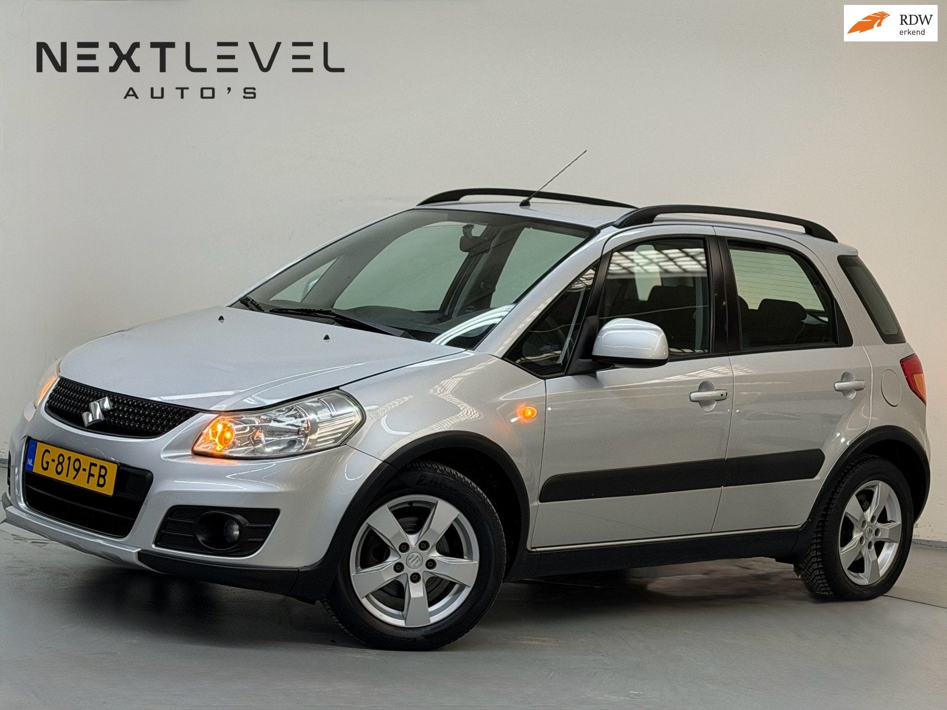 Suzuki SX4 1.6 Comfort AUTOMAAT Airco Keyless, Euro 5, Gebruikt, 4 cilinders, 14 km/l
