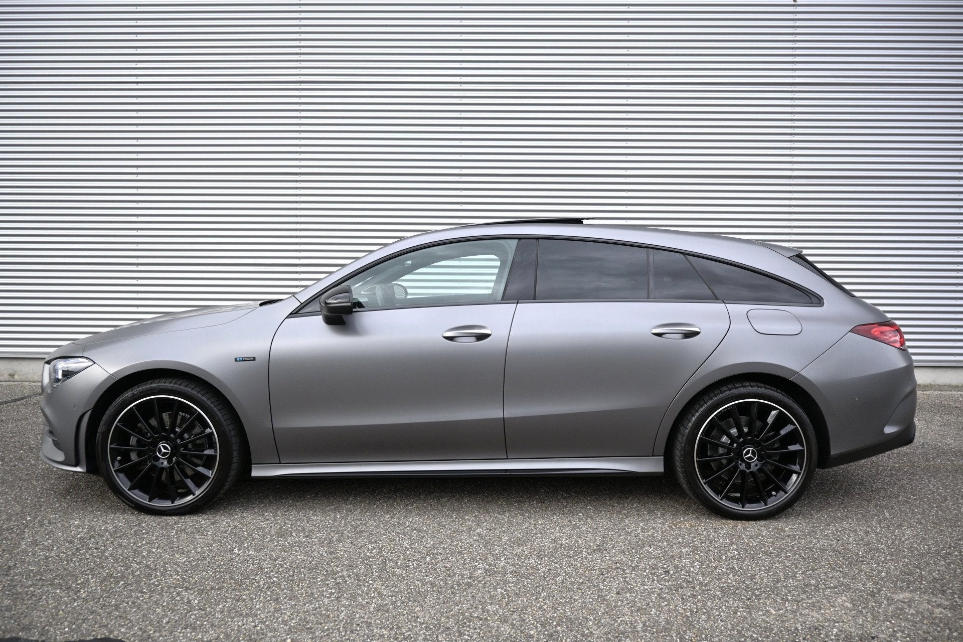 Mercedes-Benz CLA-Klasse Shooting Brake 250 e AMG | Memory |, Gebruikt, Zwart, 4 cilinders, 1650 kg