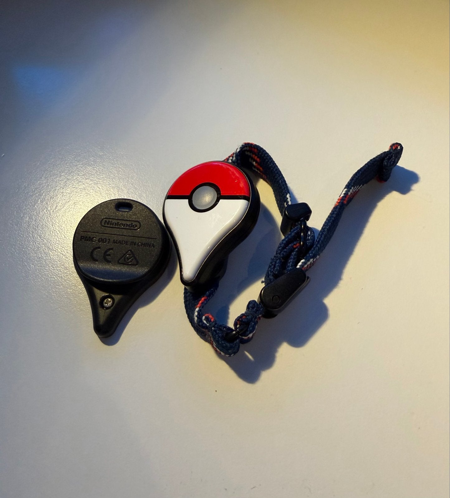 Pokémon Go Plus polsbandje - Nintendo, Ophalen of Verzenden, Zo goed als nieuw, Overige typen