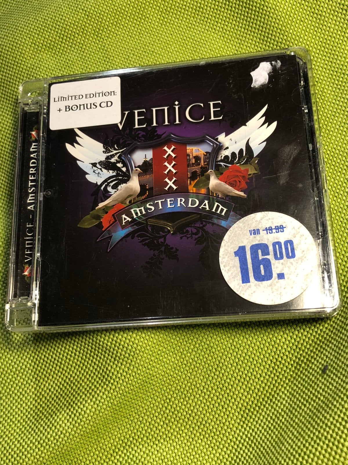 Venice - 2 CD Amsterdam (limited edition)  super jewel case, Cd's en Dvd's, Cd's | Rock, Ophalen of Verzenden, Zo goed als nieuw