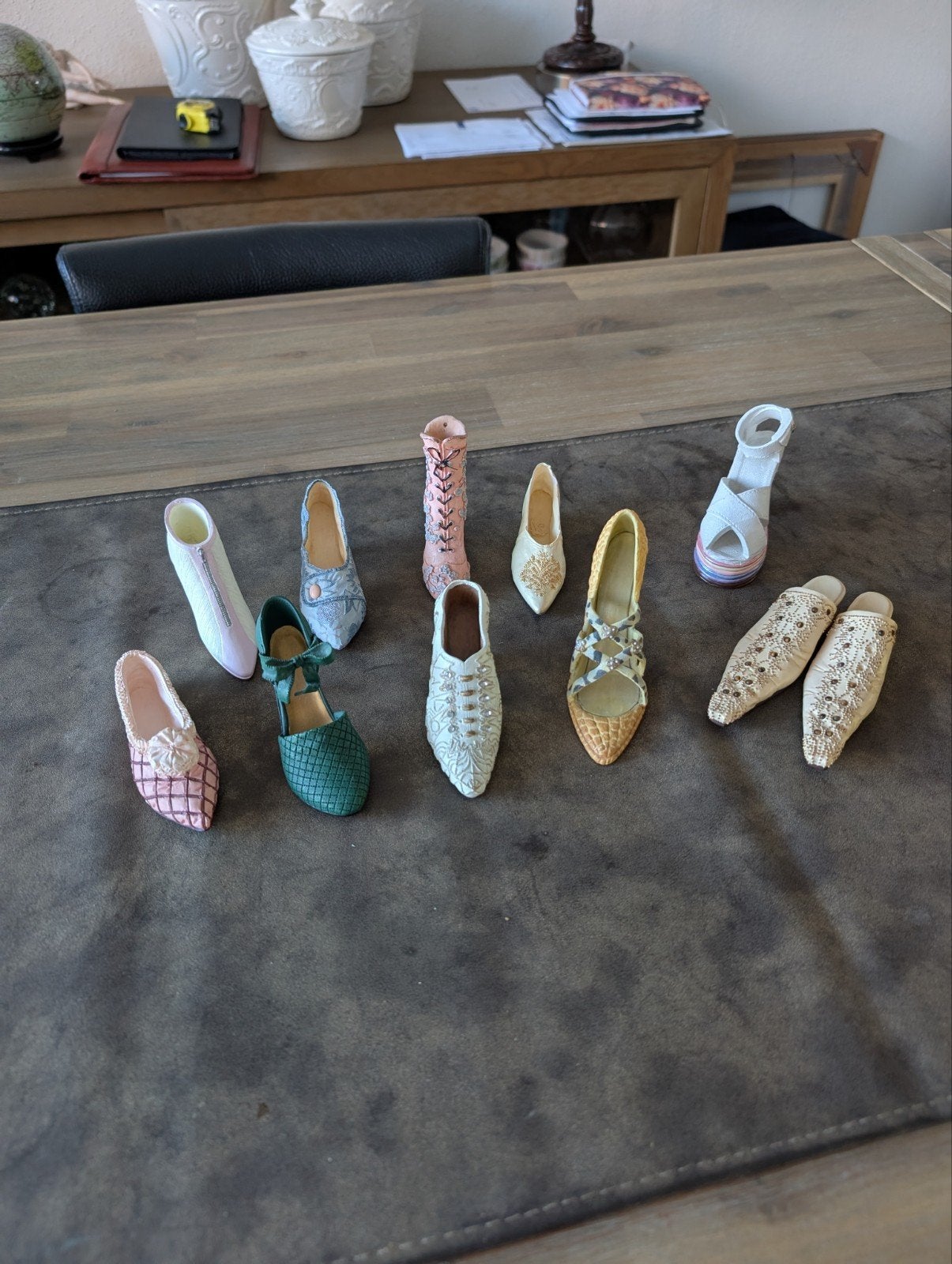verzameling miniatuur schoentjes, Ophalen of Verzenden, Zo goed als nieuw
