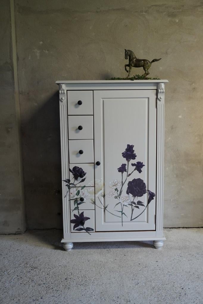 Super mooie meidenkast met bloemen, Ophalen, 100 tot 150 cm, Na, 50 tot 100 cm