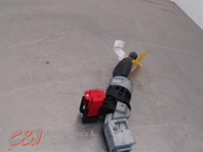 Kontaktslot + Sleutel van een Renault Trafic, Gebruikt, -, Renault, -