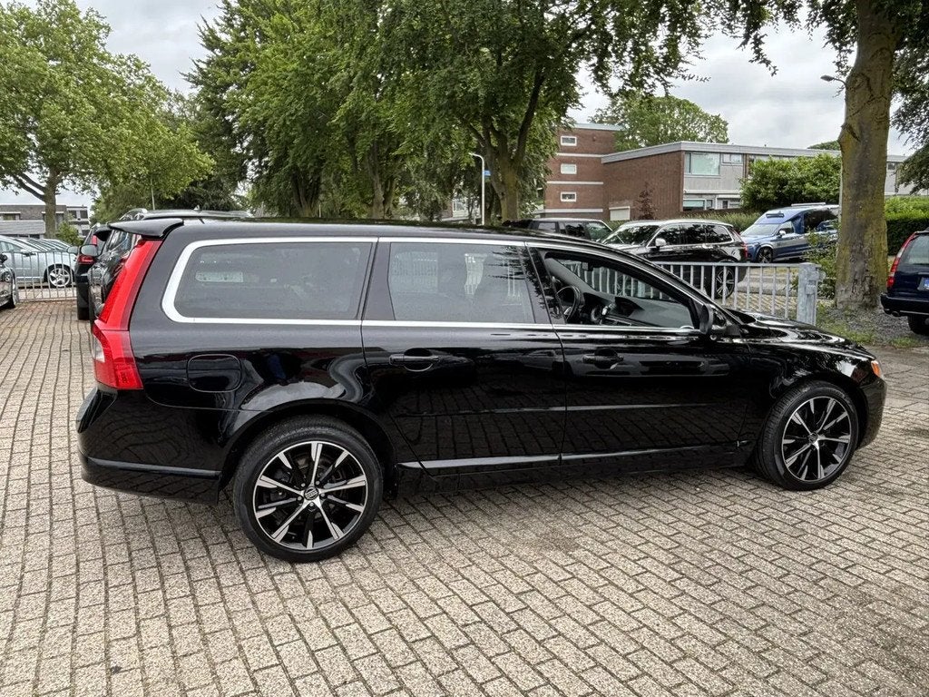 Volvo V70 3.0 T6 305pk AWD Summum Four-C Standk € 20.750,0, Automaat, Gebruikt, 2953 cc, 2000 kg