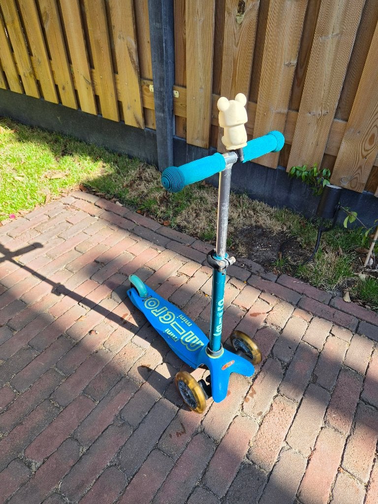 Blauwe Micro Mini Step met LED-wieltjes, Fietsen en Brommers, Ophalen, Gebruikt, Gewone step, Micro Step Mini
