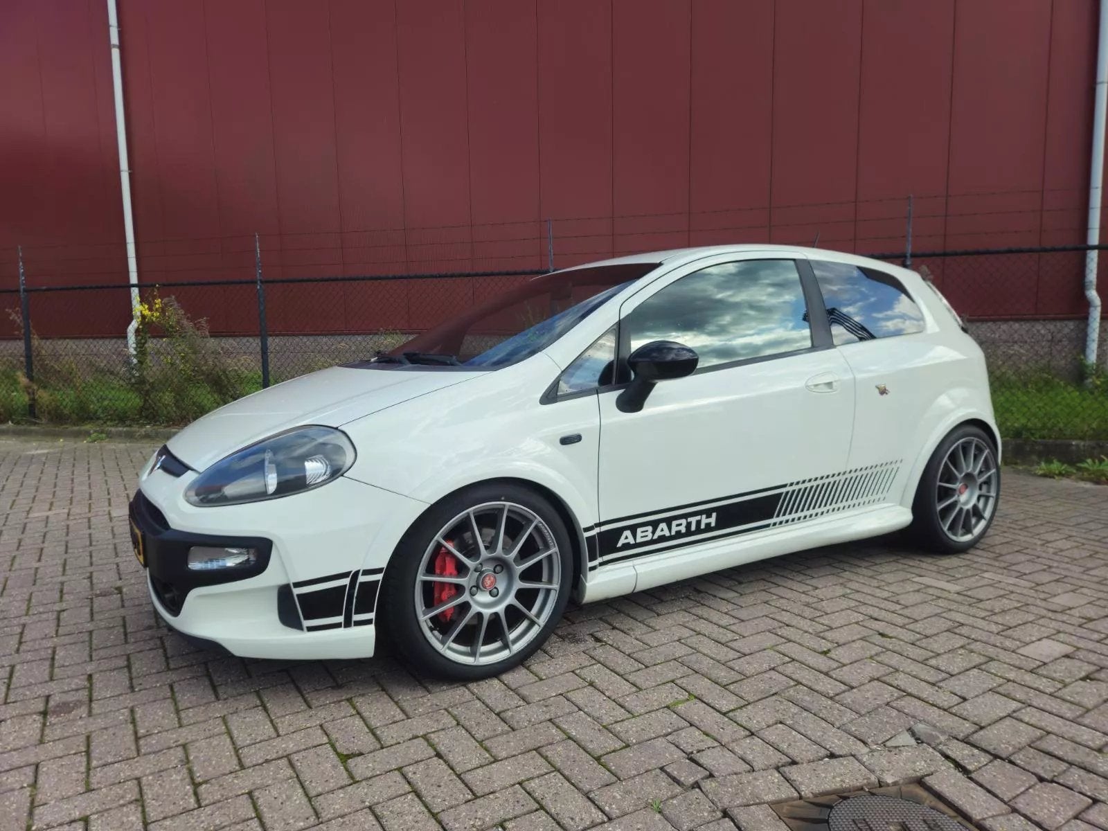 Abarth SuperSport 210pk Esseesse alle opties, Voorwielaandrijving, Stof, Zwart, 4 cilinders