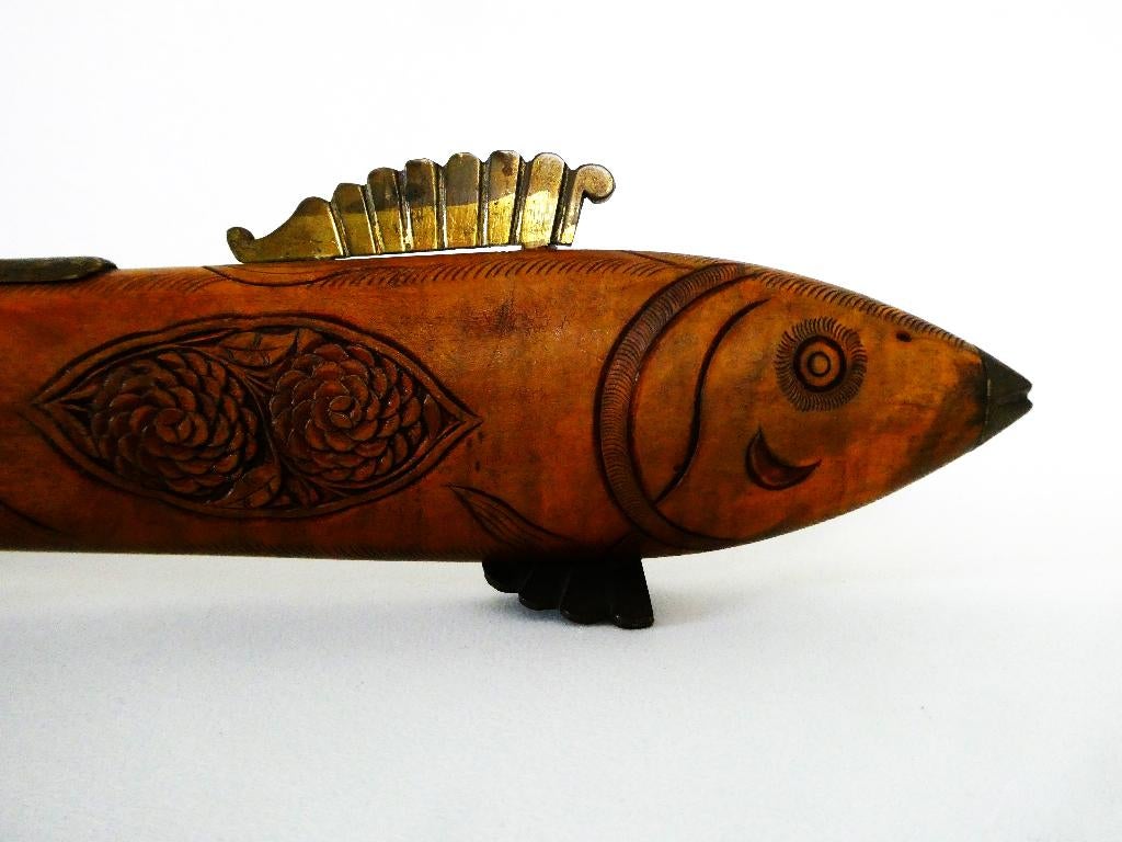Een visvormige etui reismes mes en vork vis, Antiek en Kunst, Antiek | Bestek, Ophalen of Verzenden