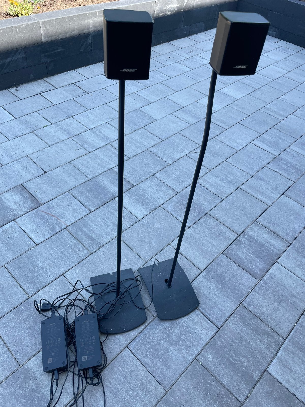 2 Bose geluidboxen met standaard