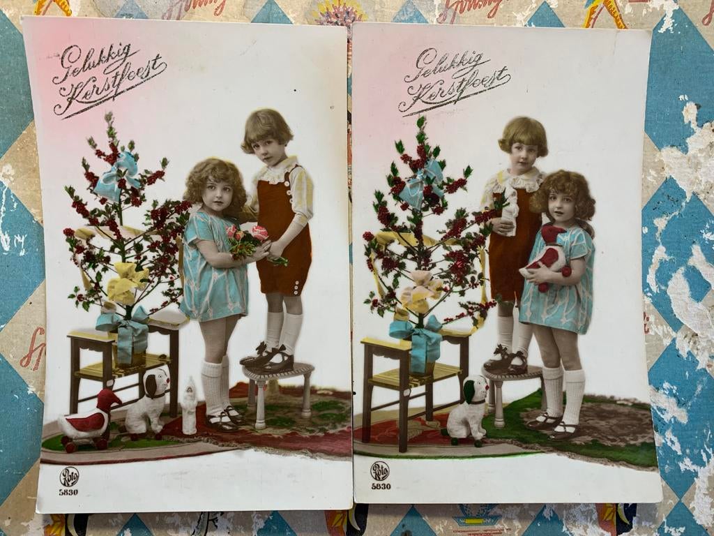 Gelukkig Kerstfeest - meisjes bij kerstboom (NN), Ophalen of Verzenden, 1920 tot 1940, Ongelopen, Feest(dag)