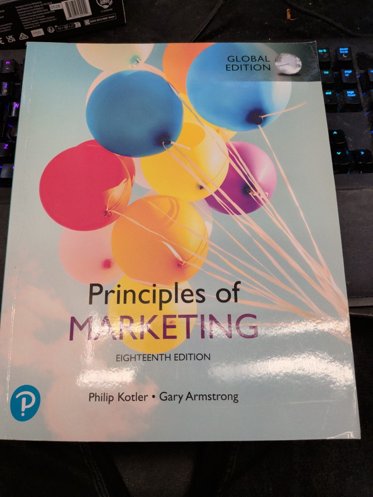Principles of Marketing - 18e editie - Kotler & Armstrong, Boeken, Zo goed als nieuw, Gamma, Philip Kotler, Gary Armstrong, HBO
