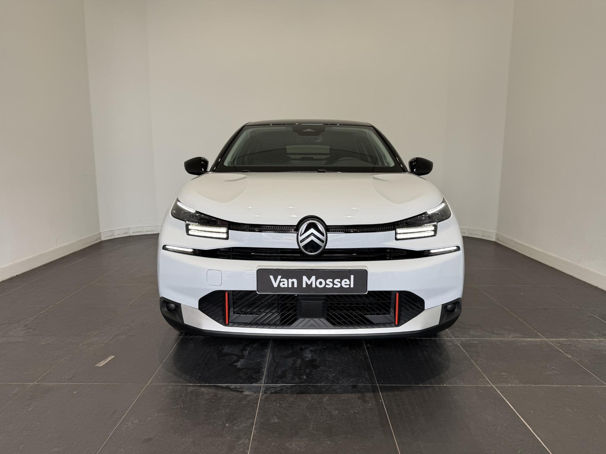 Citroen Ë-C4 Plus 156pk Extended range 54 kWh | APPLE CARPL, Auto's, 12 maanden, Gebruikt, Wit, 416 km