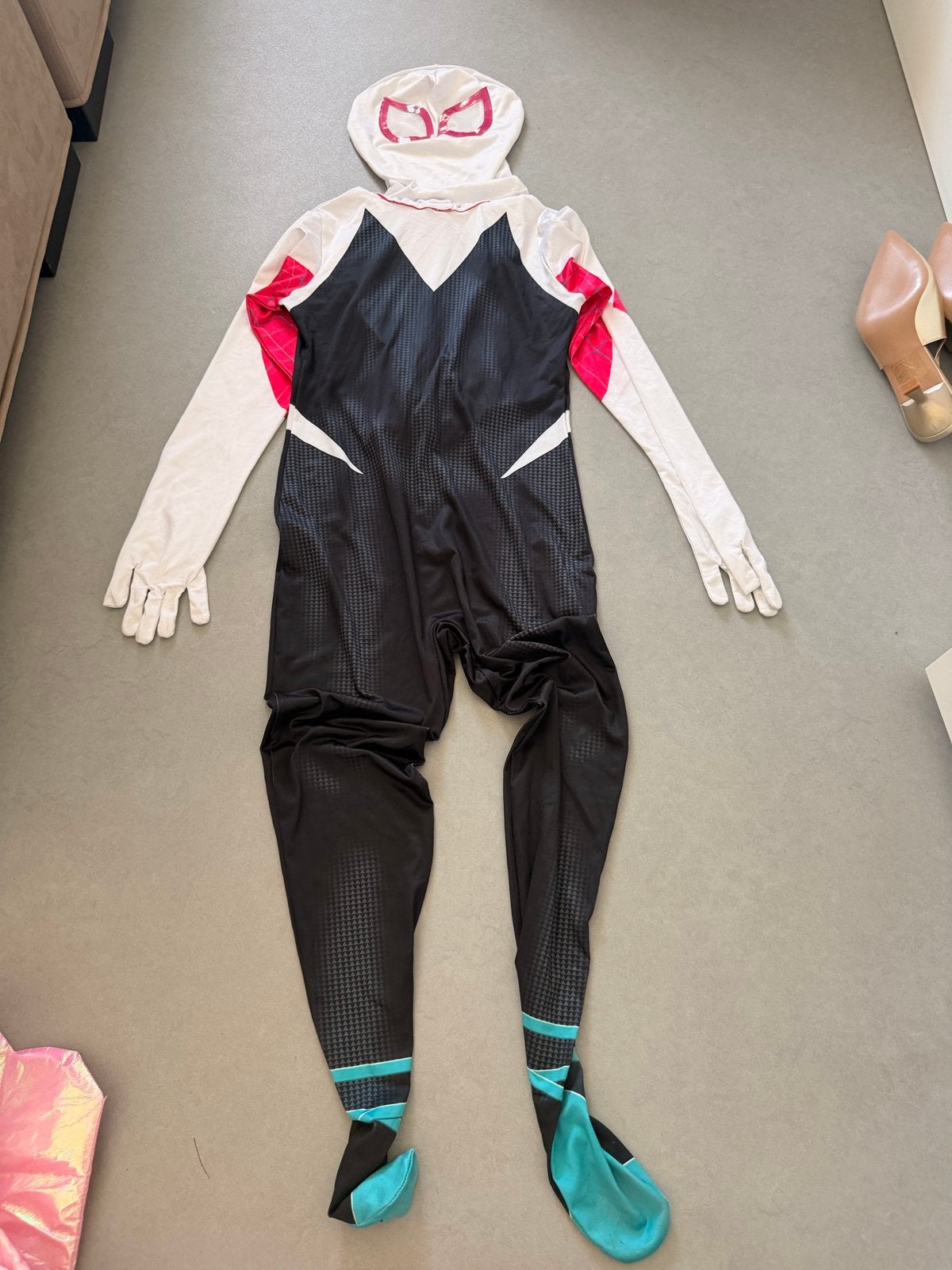 Spider-Gwen Kostuum - Maat 122-128, Kinderen en Baby's, Carnavalskleding en Verkleedspullen, Ophalen of Verzenden, Gebruikt, 122 t/m 128