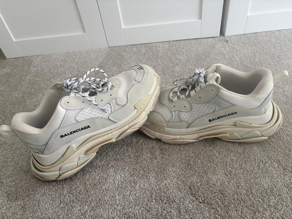 Balenciaga Triple S Sneakers Maat 43 - Gedragen, nog netjes, Ophalen of Verzenden, Gedragen, Wit, Sneakers of Gympen