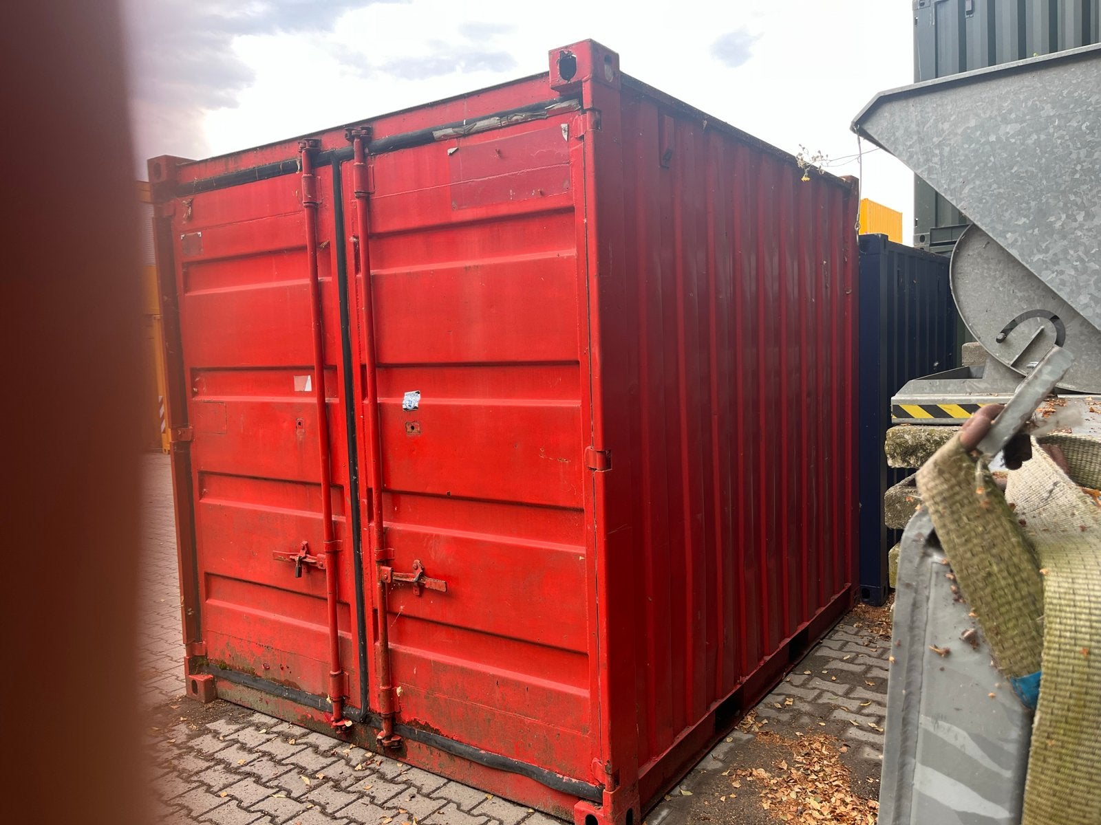 Gebruikte zeecontainer - opslag of transport, Ophalen