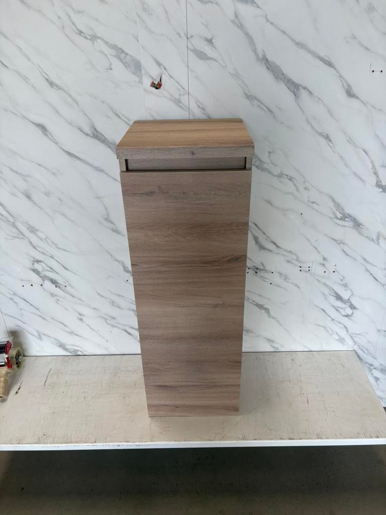 H&R Badmeubelen halfhoge kast 130cm – Rockford Oak, (Half)hoge kast, Minder dan 50 cm, H&R badmeubelen, 100 tot 150 cm