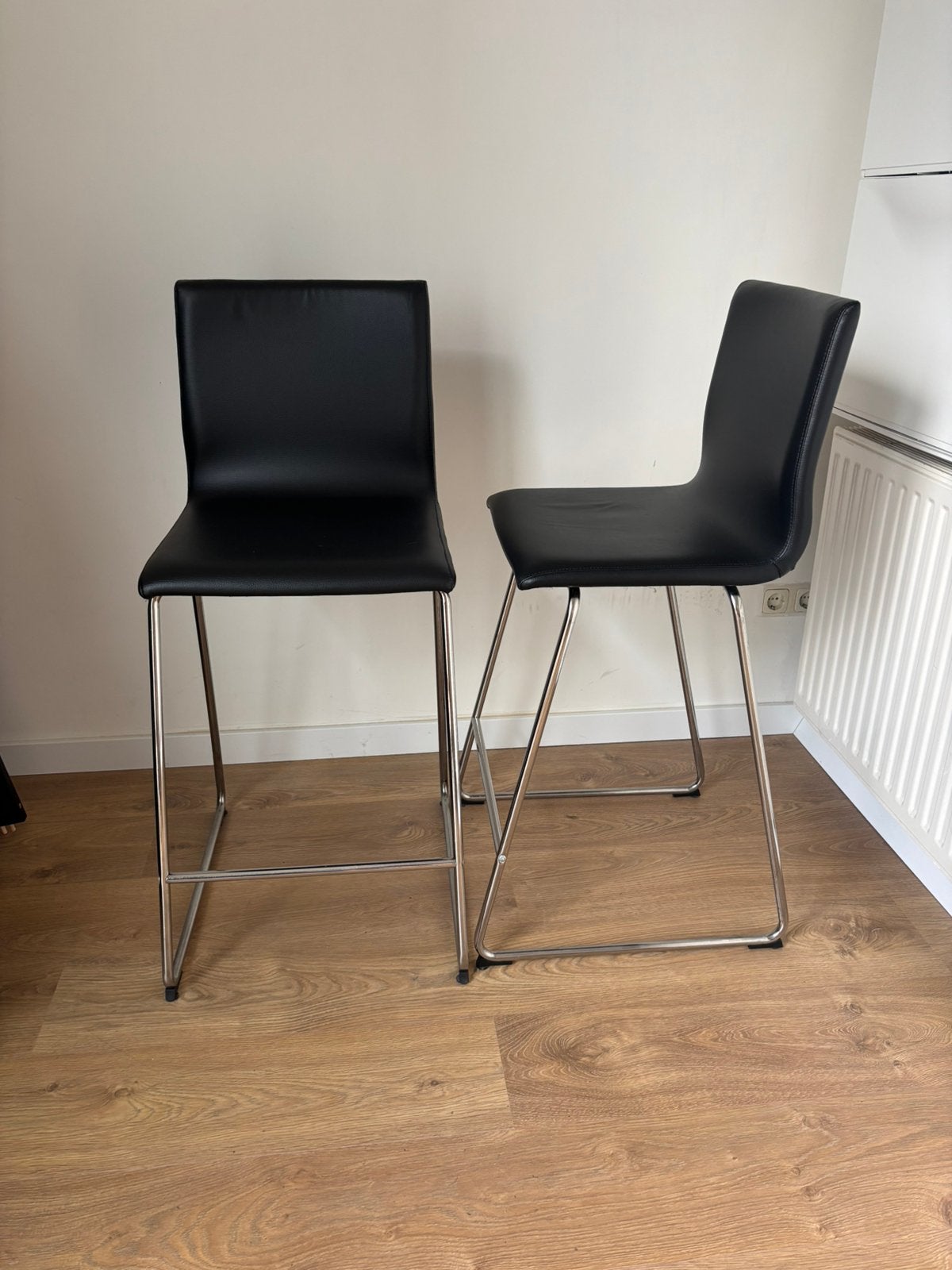 2x IKEA LILLÅNÄS barkruk zwart, 2 krukken, Ophalen, Zo goed als nieuw, 60 tot 90 cm
