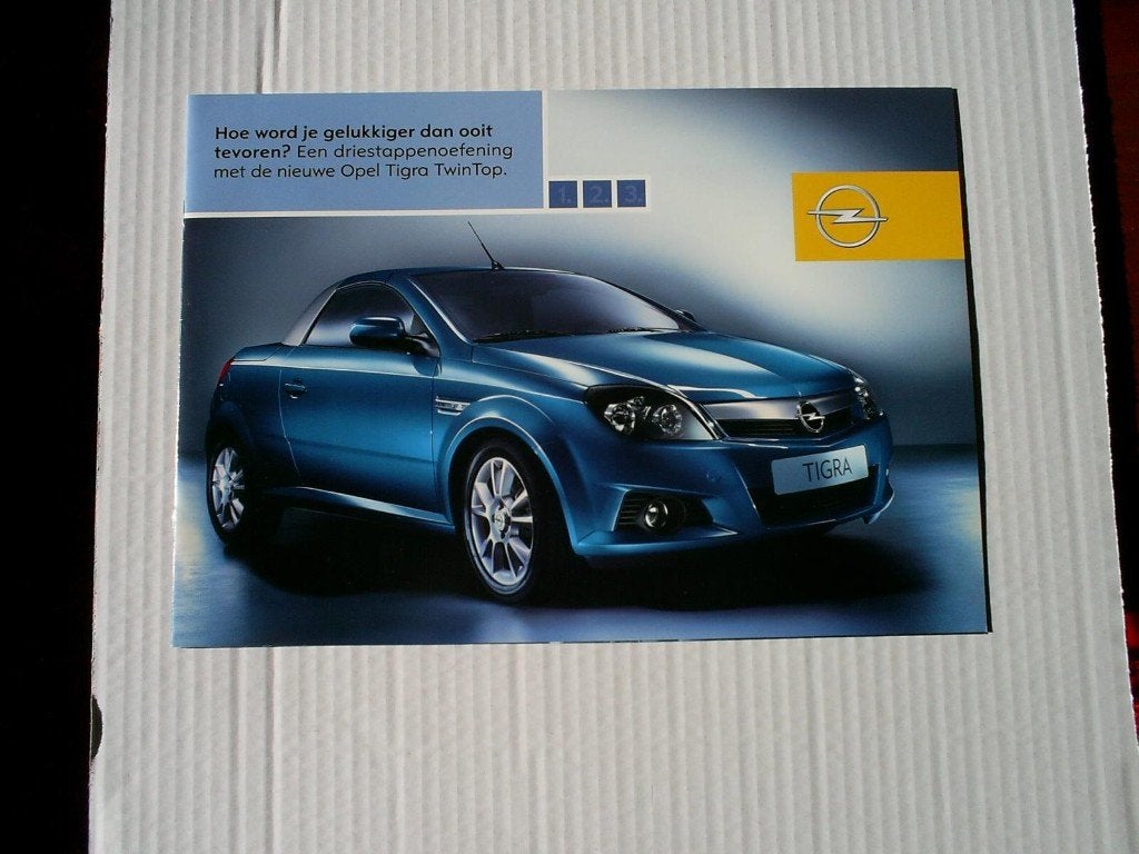 Opel Tigra Twin Top 2004 8 pag., Boeken, Verzenden, Zo goed als nieuw, Opel