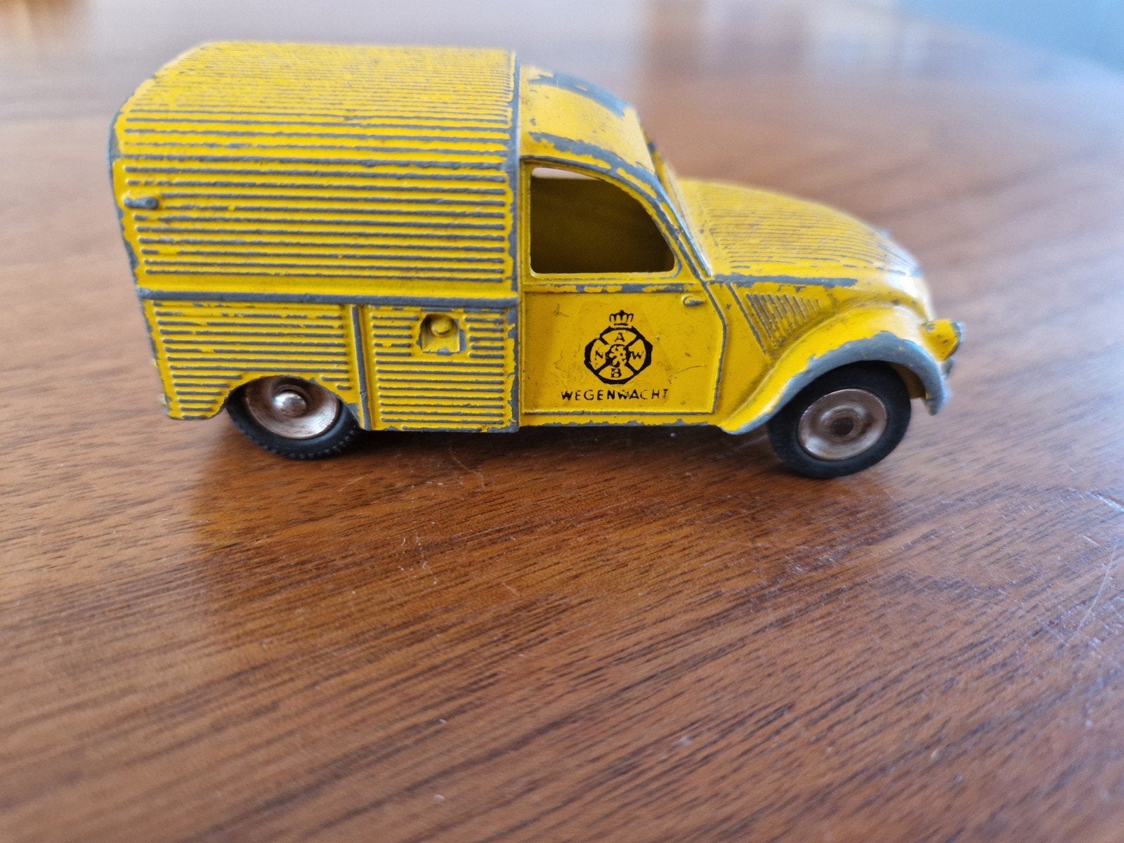 dinckey Toy wegenwacht, Ophalen of Verzenden, Auto