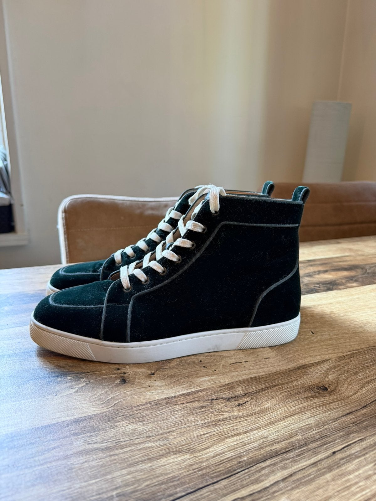 Christian Louboutins | Maat 42,5, Overige kleuren, Ophalen of Verzenden, Sneakers of Gympen, Zo goed als nieuw