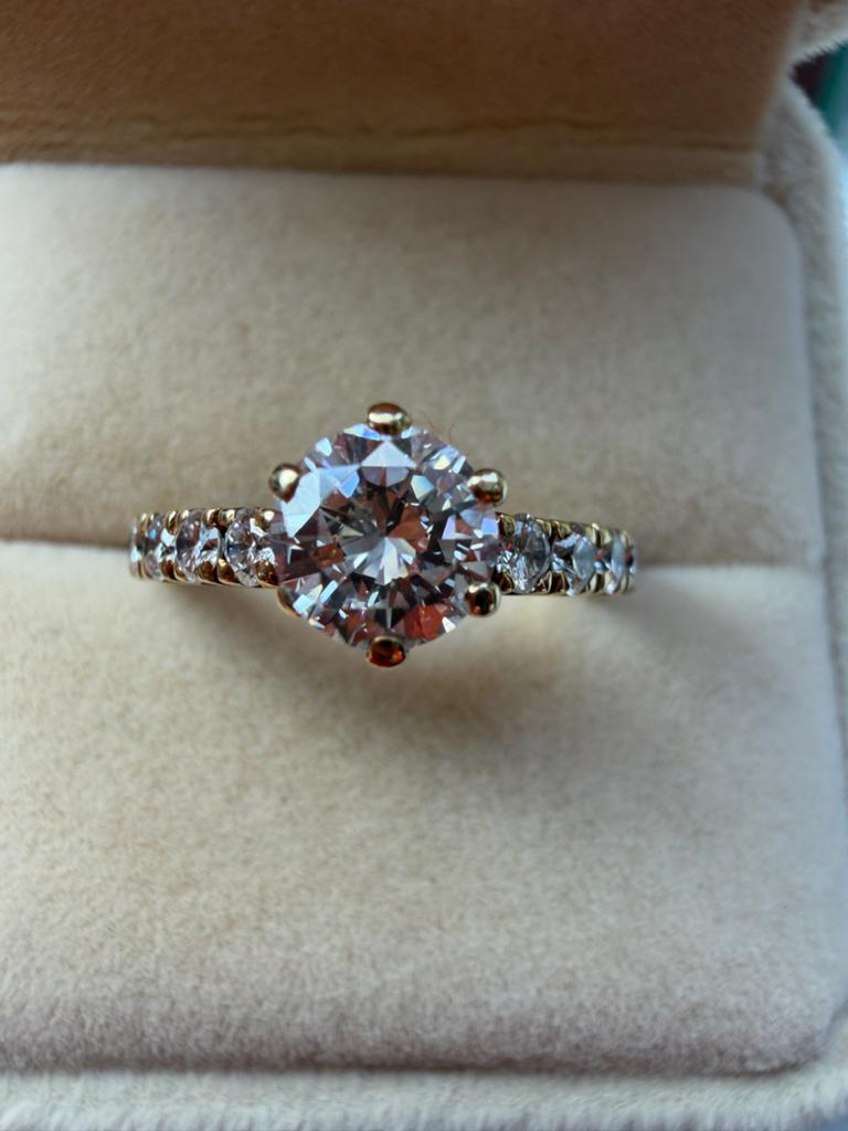 14k Gouden Ring met 0.87ct Diamant - G VS2 Briljant Geslepen, Ophalen of Verzenden, Zo goed als nieuw, 17 tot 18, Met edelsteen