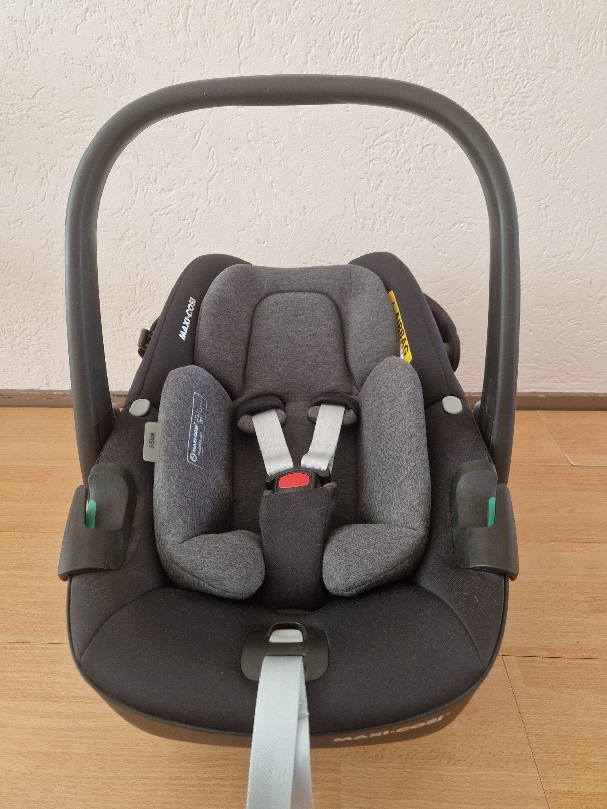 maxi-cosi pebble 360 essential black zwart 40cm-83cm, Ophalen, 0 t/m 18 kg, Zo goed als nieuw, Maxi-Cosi