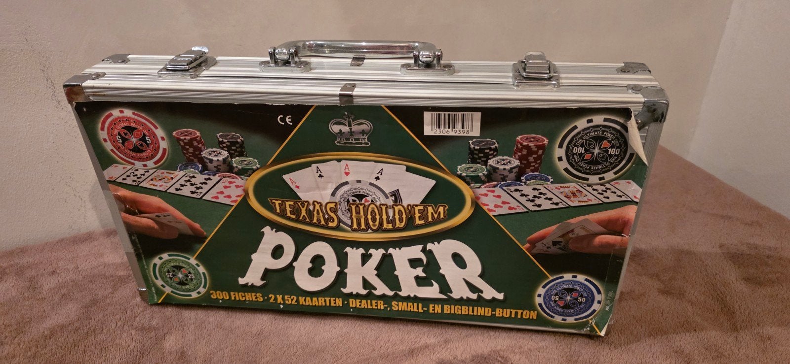 Texas Hold'em Pokerset - met 285 Fiches, Vijf spelers of meer, Ophalen of Verzenden, Zo goed als nieuw